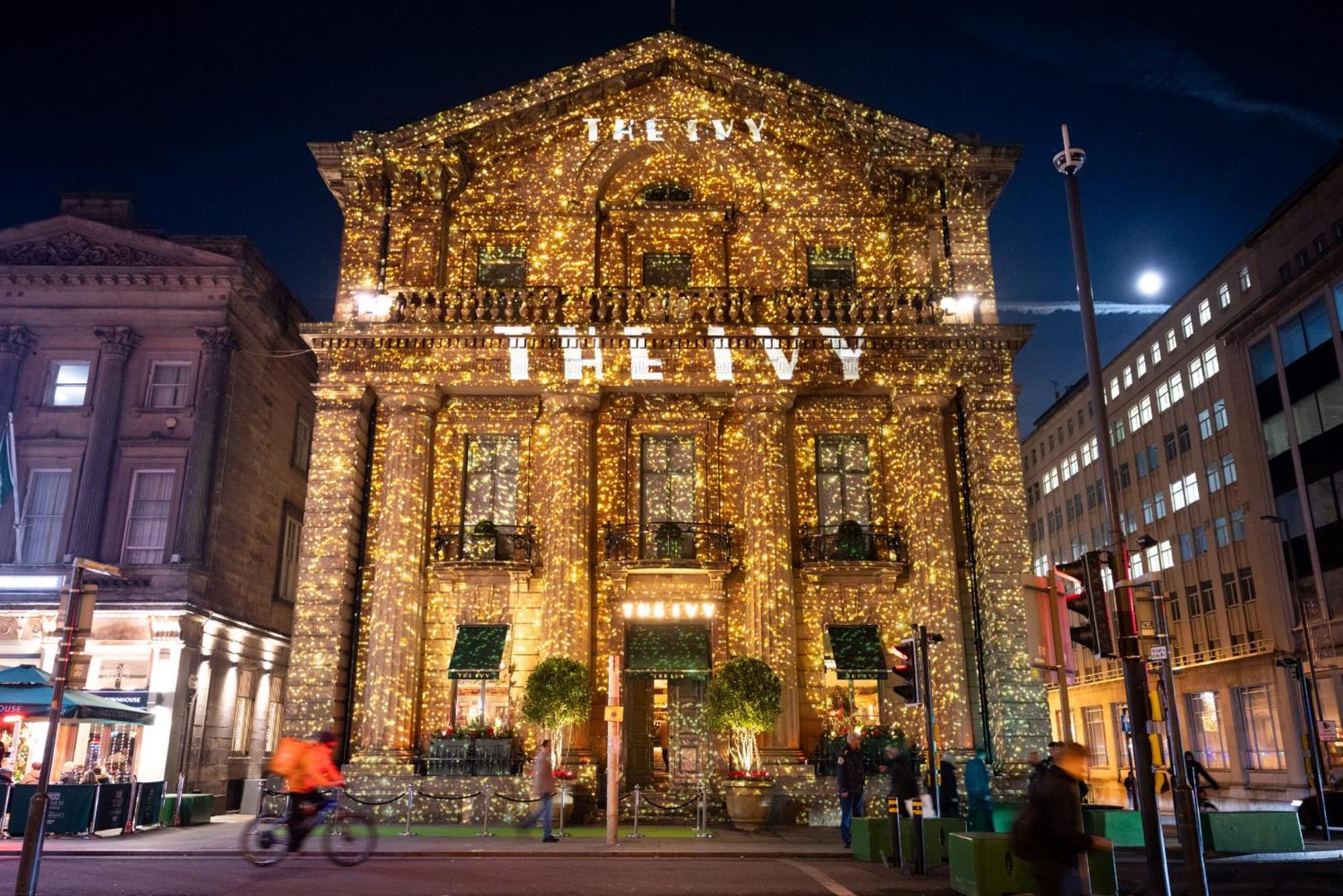 Iconic Building Castle St Steps To The Ivy! Apartment
